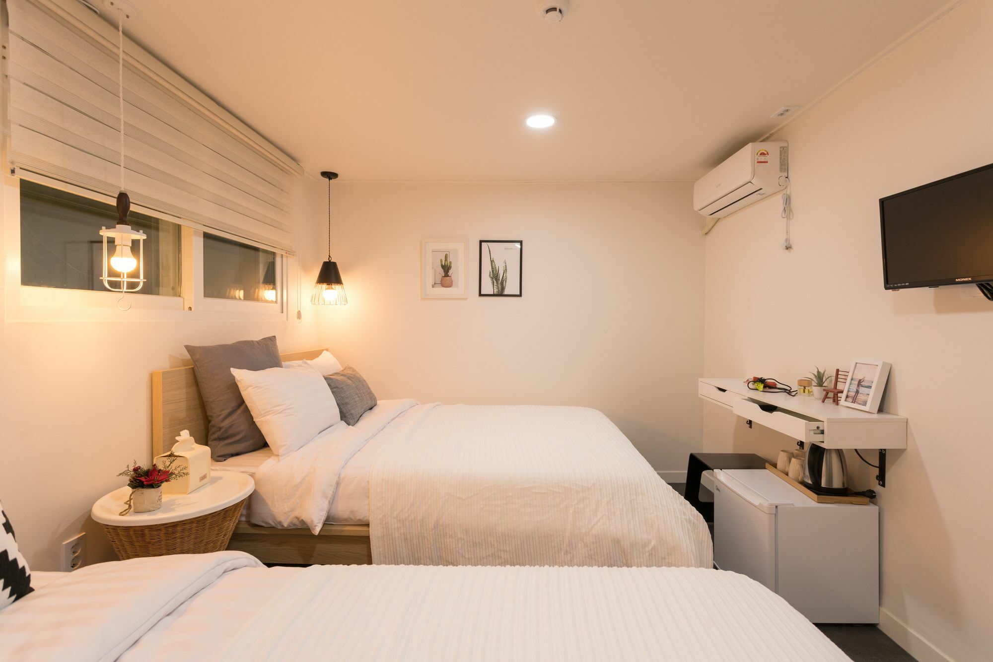 Neat House Hongdae Hotel Seoul Exterior photo