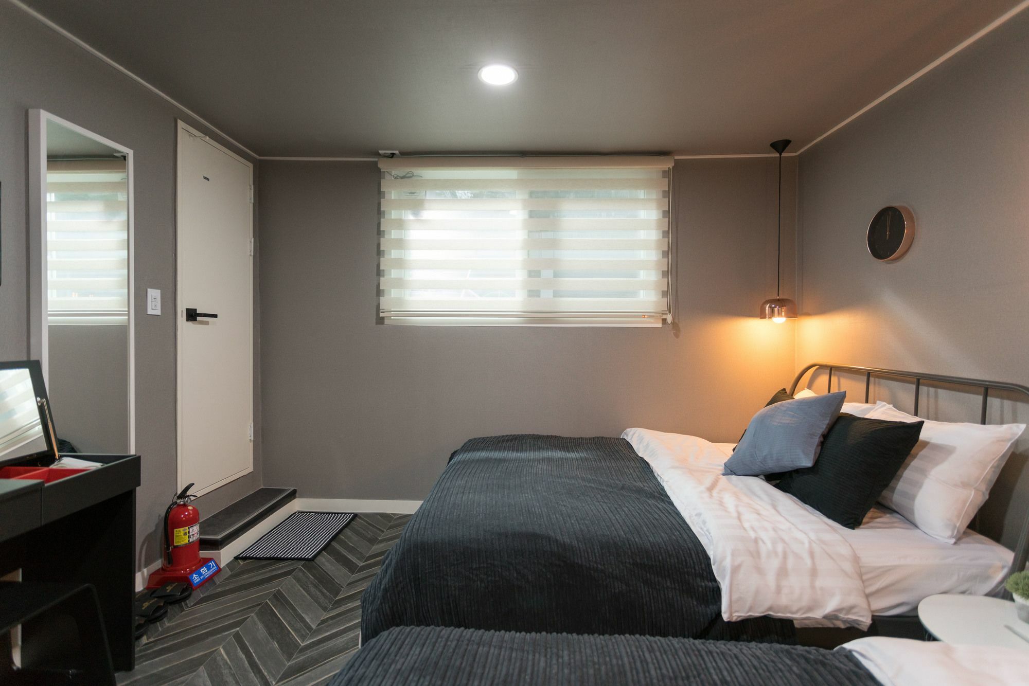 Neat House Hongdae Hotel Seoul Exterior photo