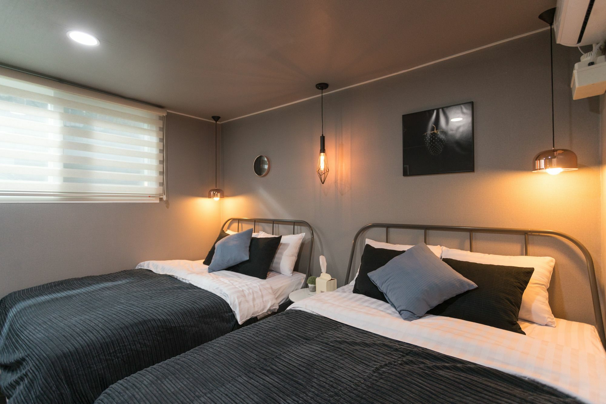 Neat House Hongdae Hotel Seoul Exterior photo